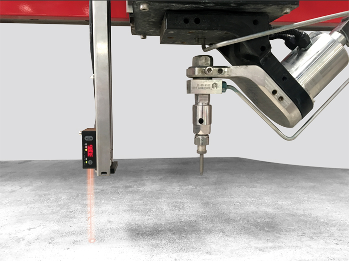 采用激光测高 采用激光测高