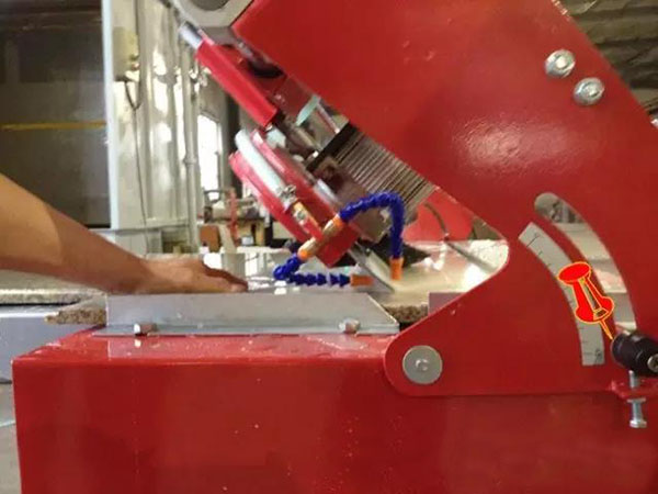 电动瓷砖切割机使用注意事项