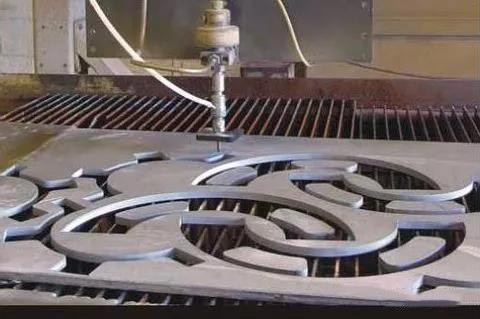 水刀切割机刀缝补偿的操作技巧